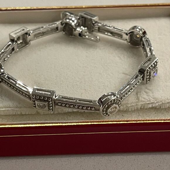 1 Carat Diamond Bracelet in White Gold - Picture 2 of 12